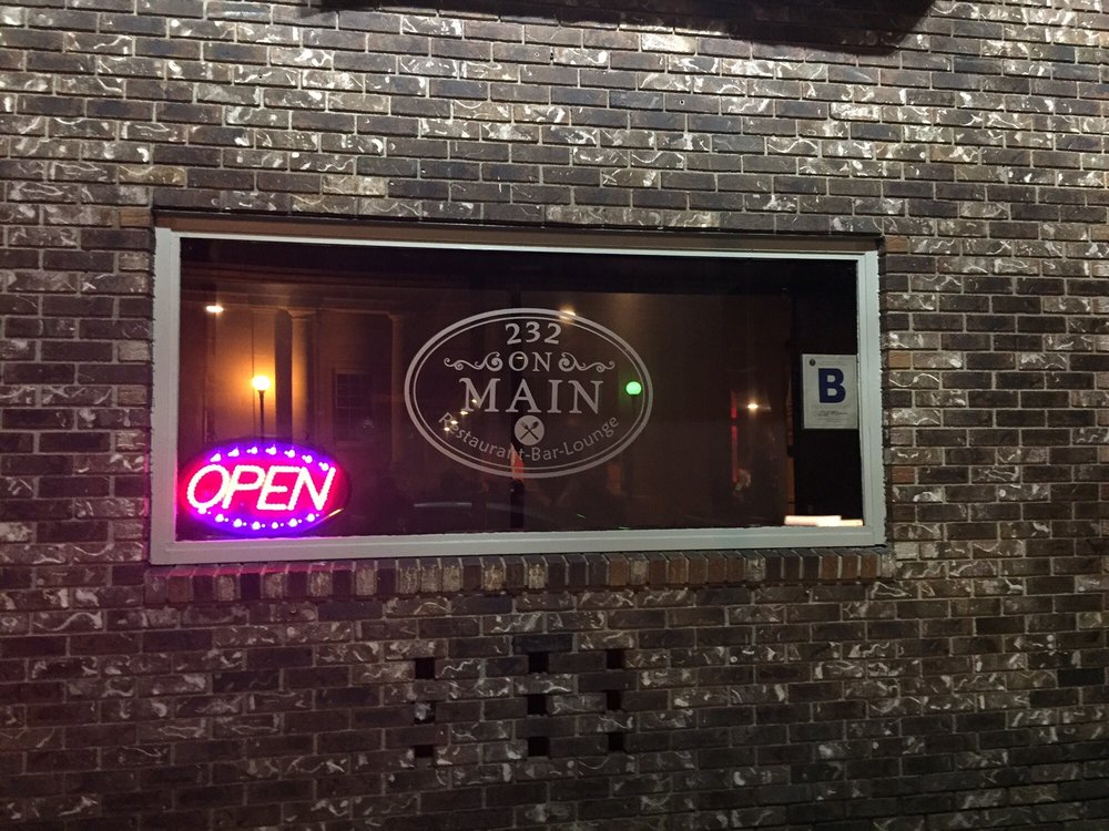 232 On Main Latin & Soul Food Restaurant