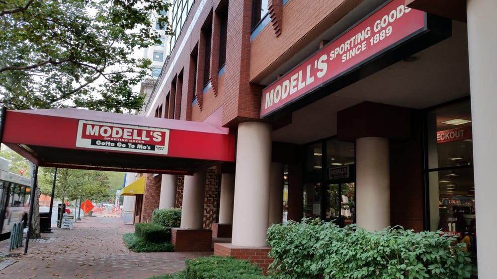 Modell's Sporting Goods