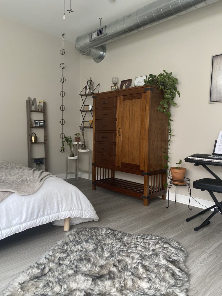 Fast and Efficient Movers