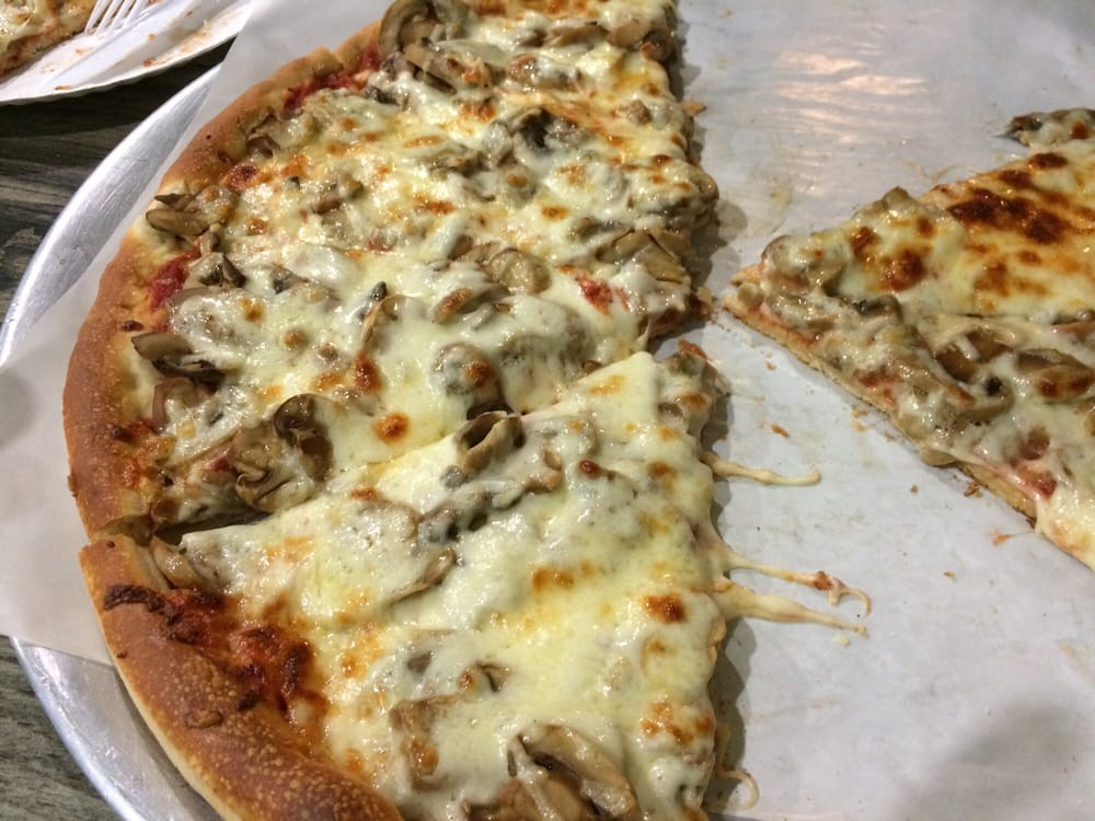 Merrimack House of Pizza 23 Reviews Pizza 563 Daniel ster Hwy