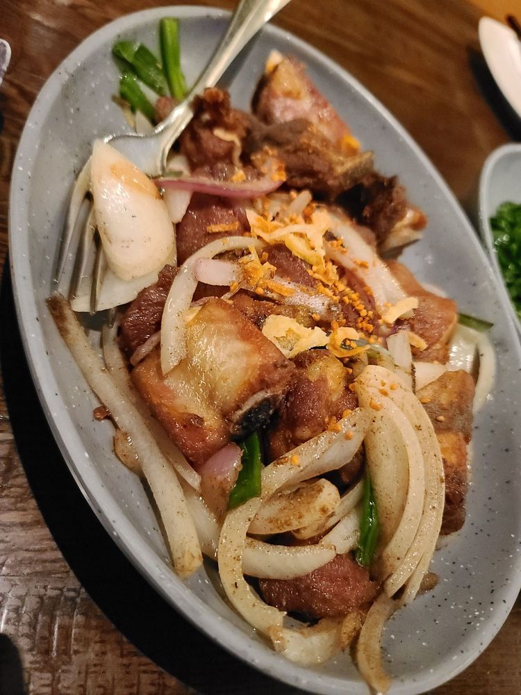 Boathouse Asian Eatery