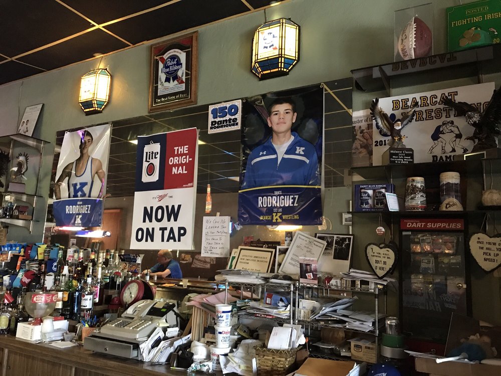 Dad's Tavern