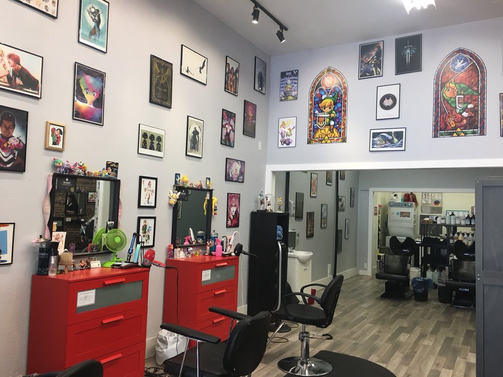 B-Bombshell Salon