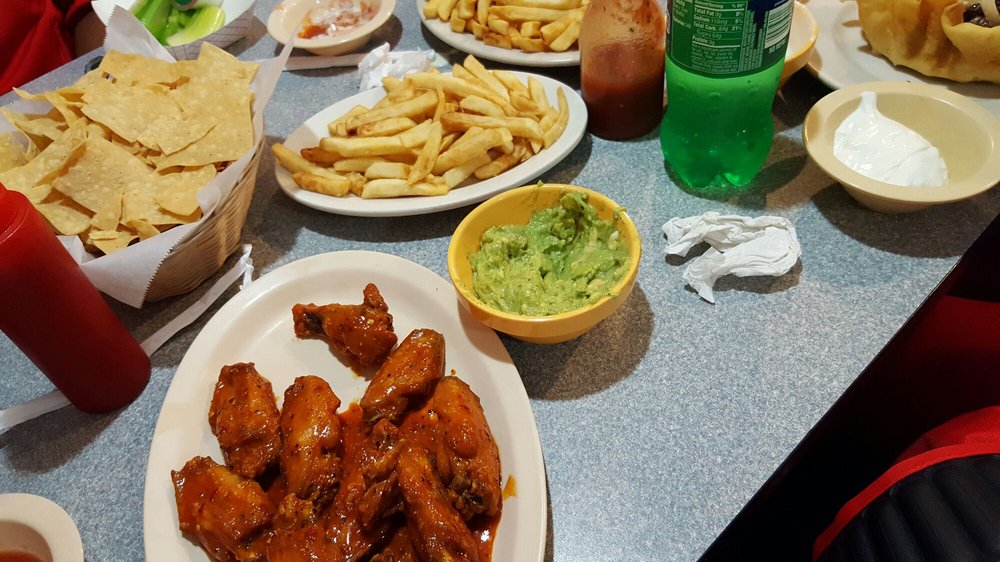 City Wings 23 Photos & 30 Reviews Chicken Wings 1135 N Tennessee