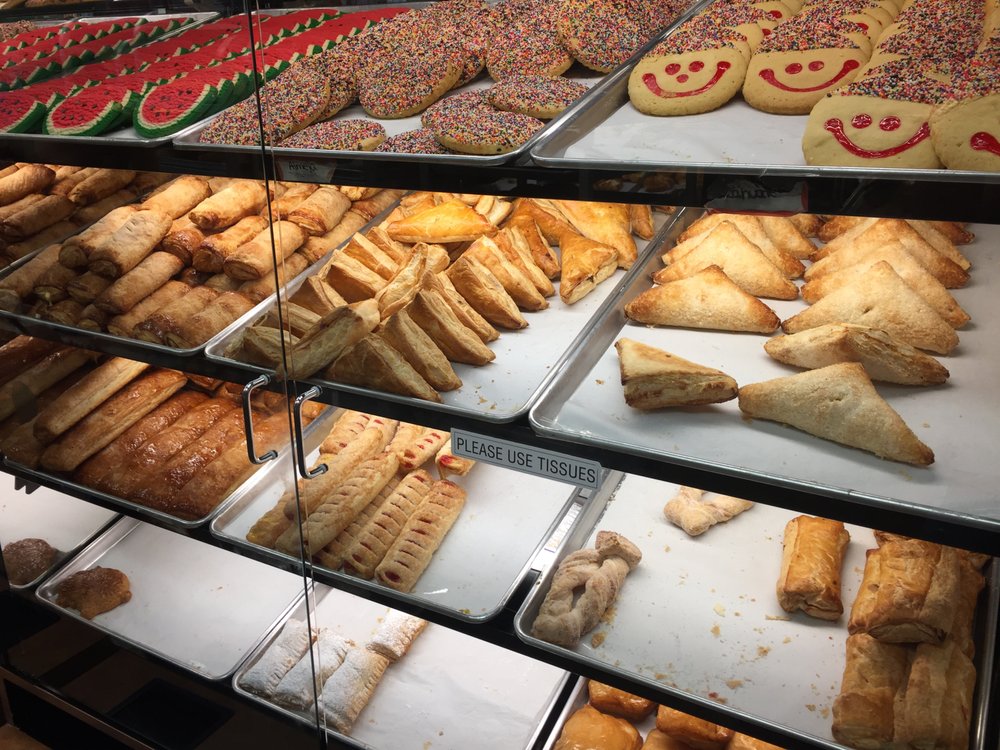 Panaderia Arroyo Bakeries 636 East Monmouth St, WinstonSalem, NC