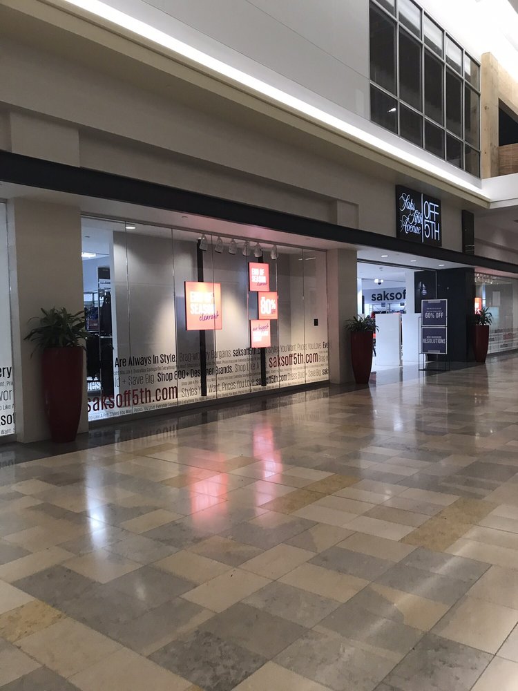 Best Buy Bergen Town Center