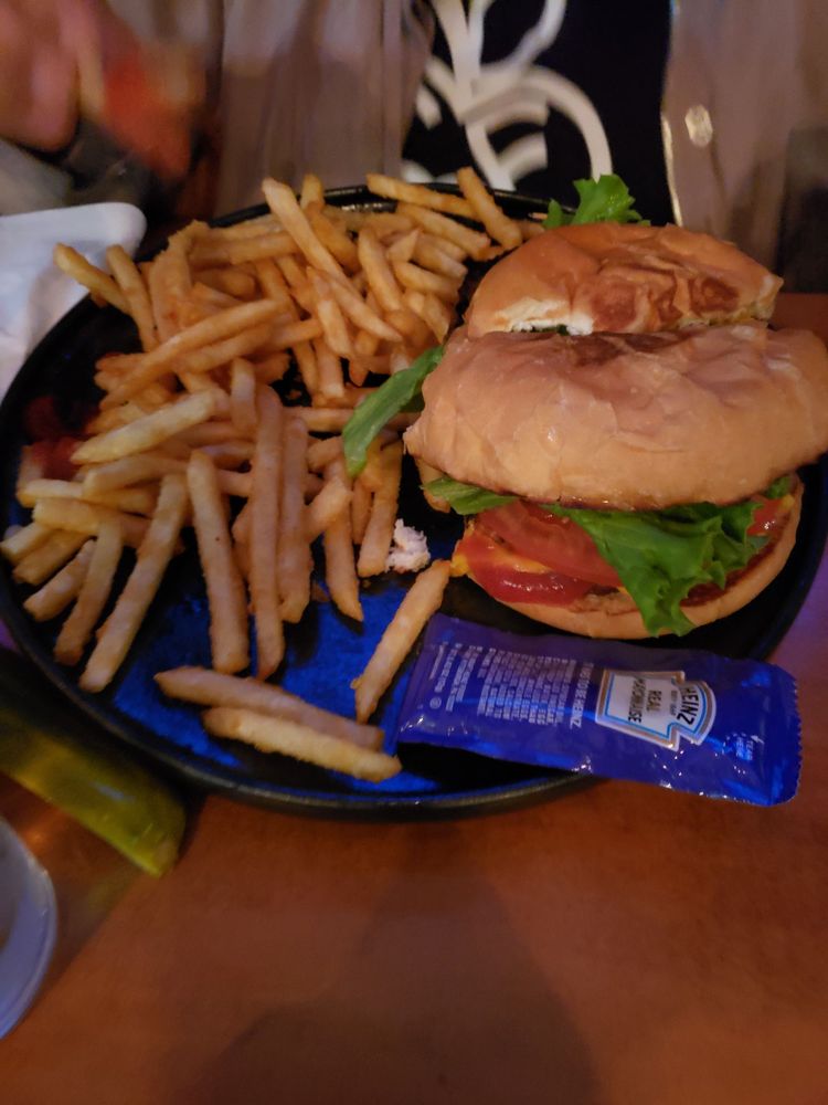 Outta Bounds Sports Bar & Grill