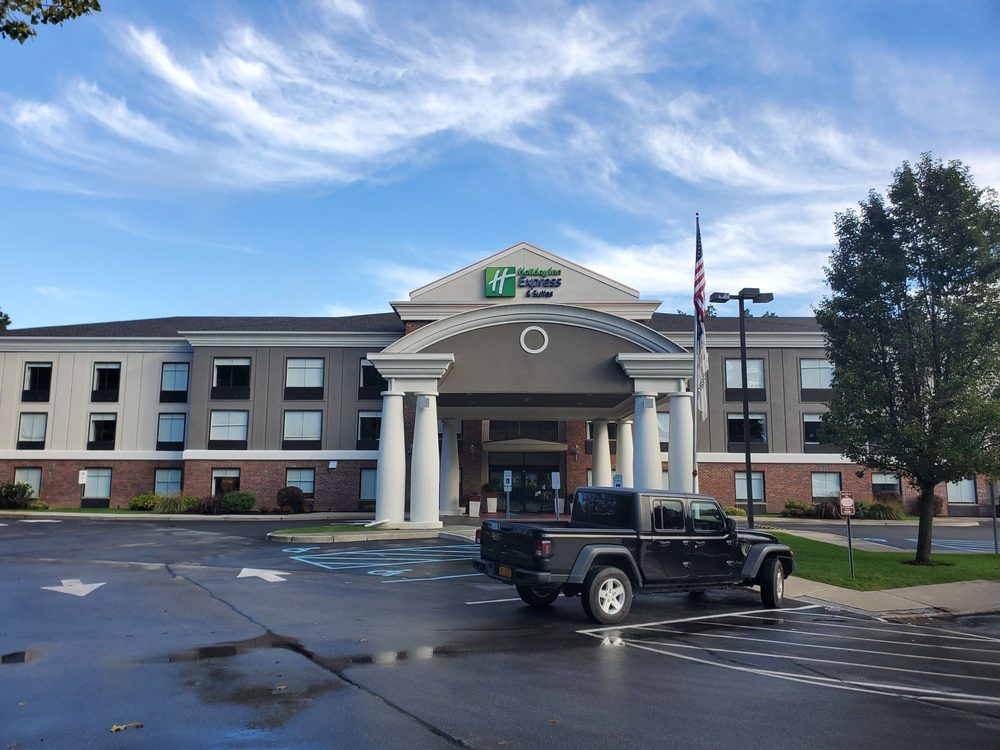 Holiday Inn Express & Suites Clifton Park