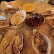The Oyster Room Closed 10 Photos 14 Reviews American New Dungeonous Crab Photo Of The Oyster Room Folly Beach Sc United States