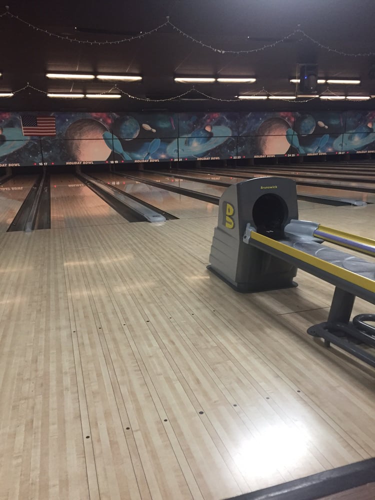 Skidmore’s Holiday Bowl 54 Photos & 49 Reviews Bowling 7515 Lomas Blvd NE, Uptown