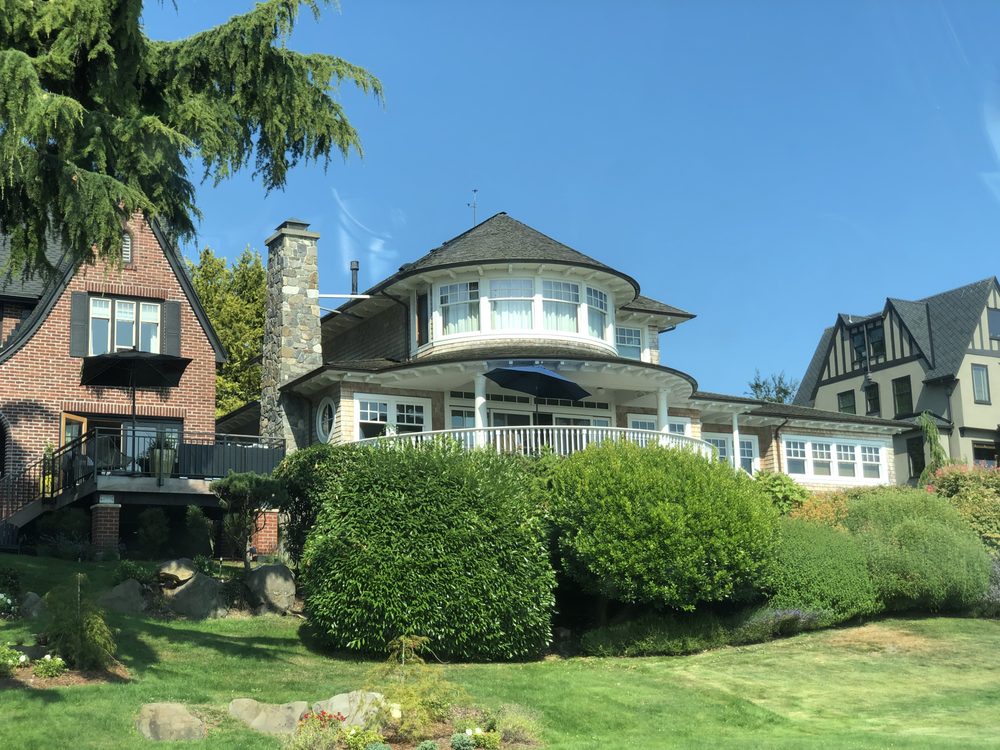 Rita Harris - Warring Properties