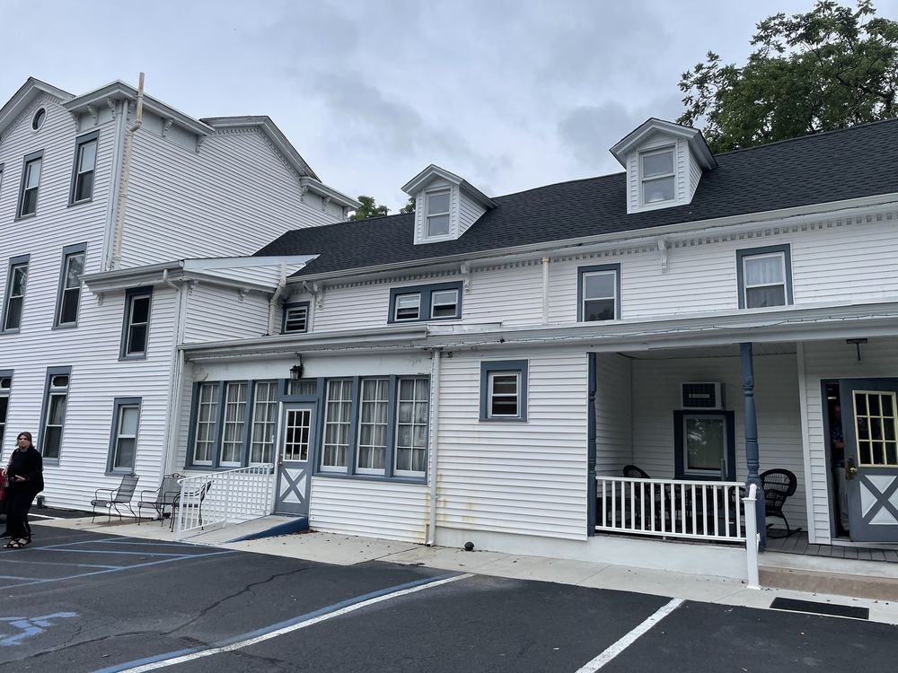 Homestead Inn