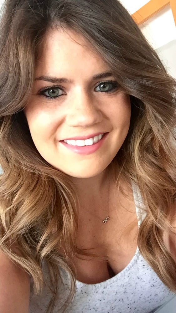 Balayage Honey Carmel Toner By Cindy Hastings At The Salon Yelp