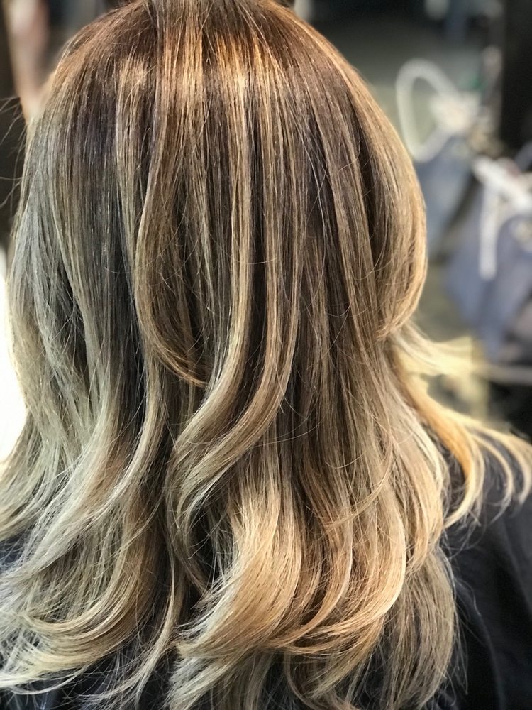 Vida Salon