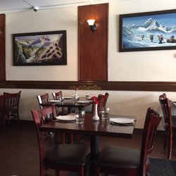Mt Everest Restaurant 87 Photos 76 Reviews Himalayan Nepalese Photo Of Mt Everest Restaurant Toronto On Canada Interior