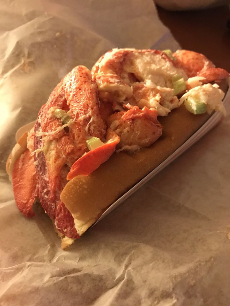 Cremeland Drive In 15 Photos & 30 Reviews Ice Cream & Frozen Yogurt