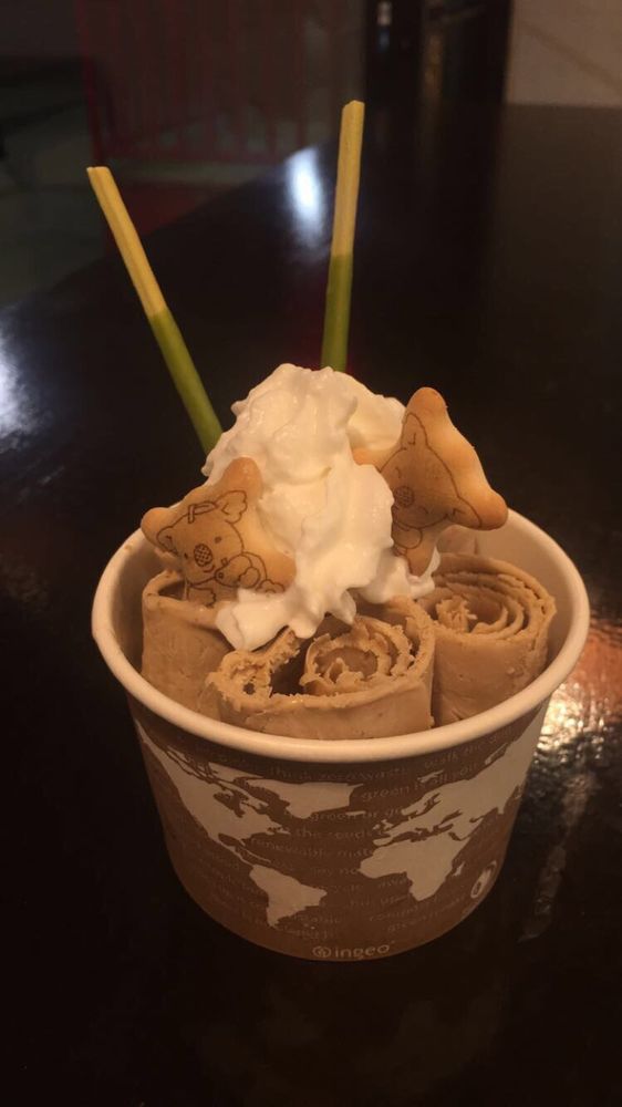 At Munchies Ice Cream & Frozen Yogurt 22 E Chicago Ave, Naperville