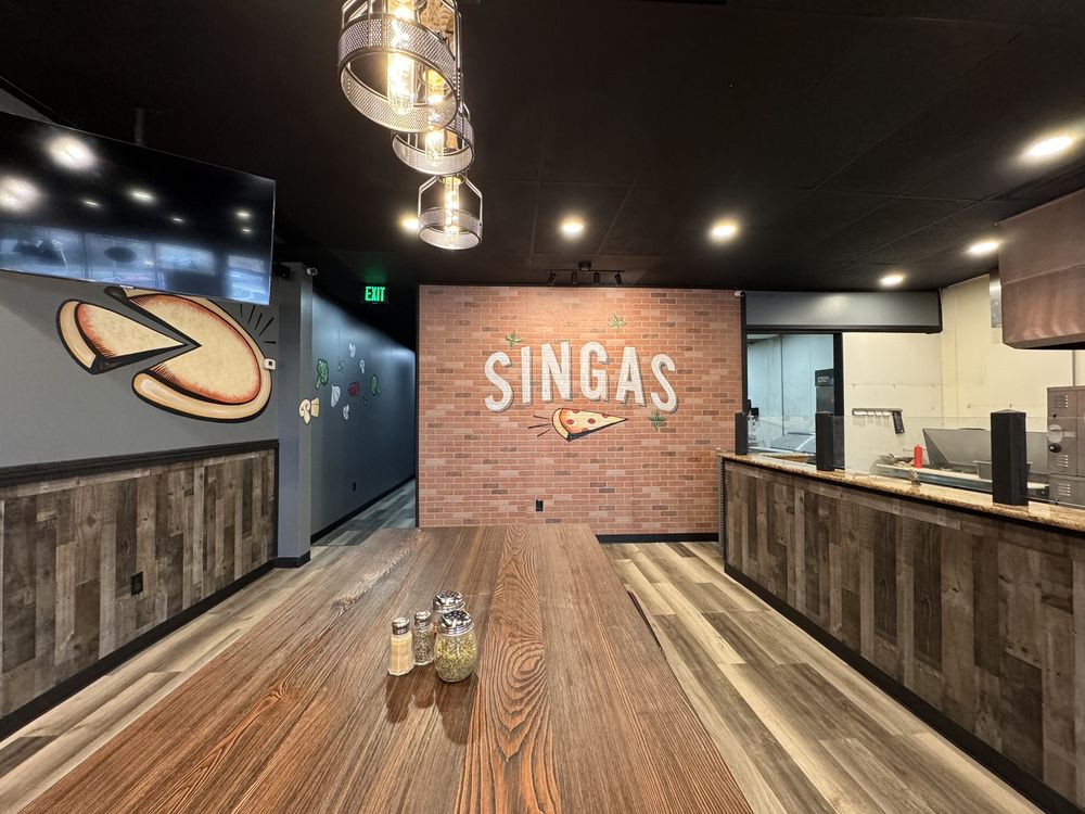Singas Famous Pizza