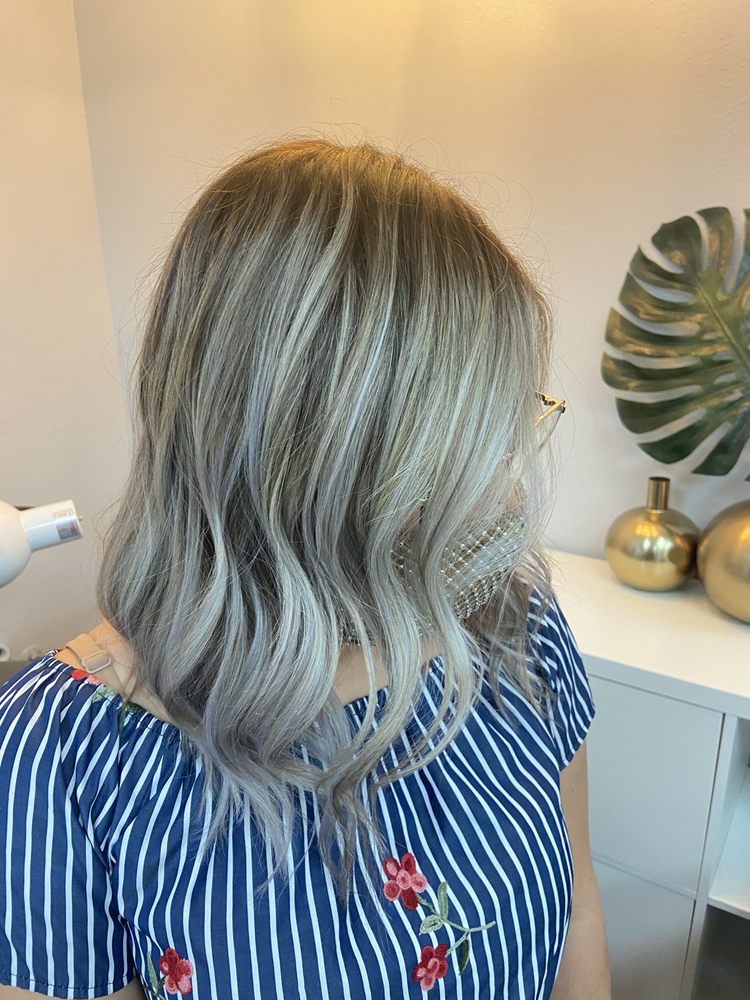 Hair Studio 21
