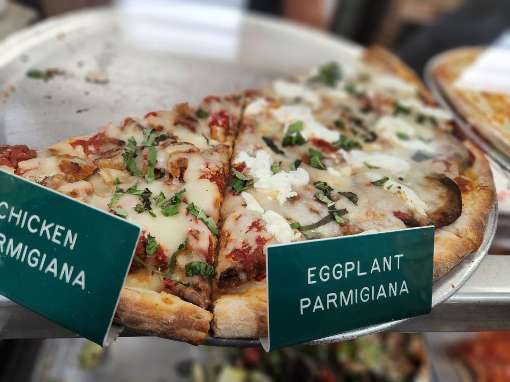 Krispy Pizza 