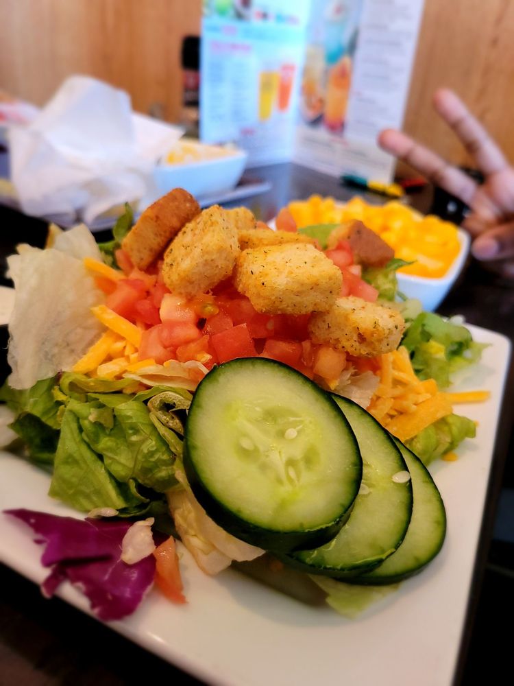 Red Robin Gourmet Burgers and Brews