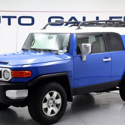Weston Auto Gallery 12 Photos 13 Reviews Car Dealers 221 E Photo Of Weston Auto Gallery Fort Collins Co United States Toyota Fj