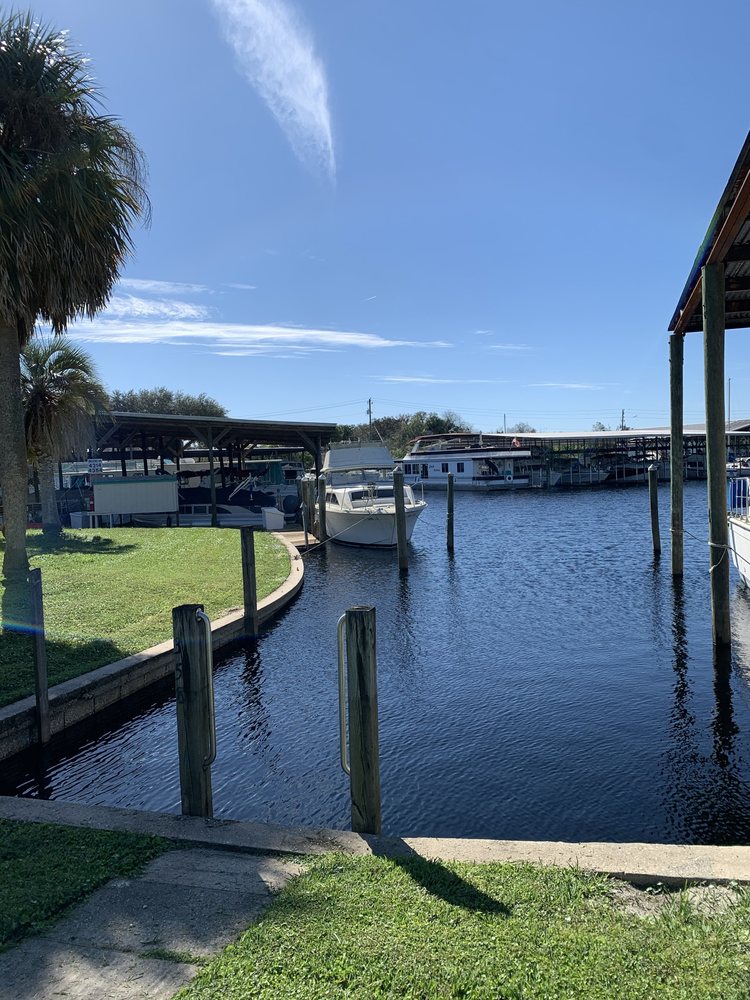 Sanford Boat Works & Marina