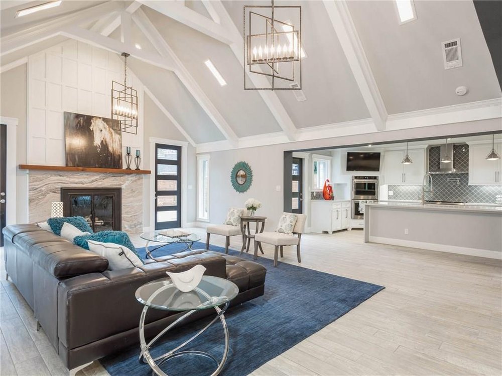 Becky Oliver - Briggs Freeman Sotheby's International Realty