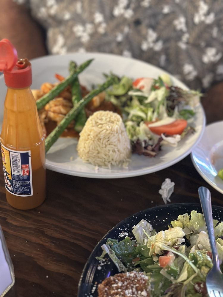 Los Aguachiles Seafood Grill & Bar Los Aguachiles Seafood Grill & Bar