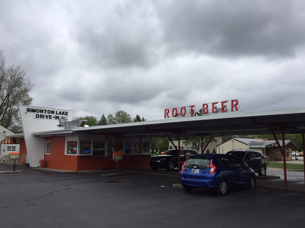 Simonton Lake DriveIn 12 Photos & 21 Reviews Burgers 51602 State