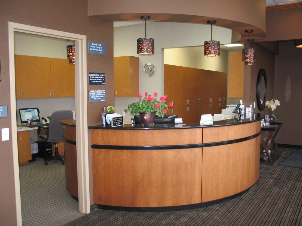 image of business Adelmann Dentistry