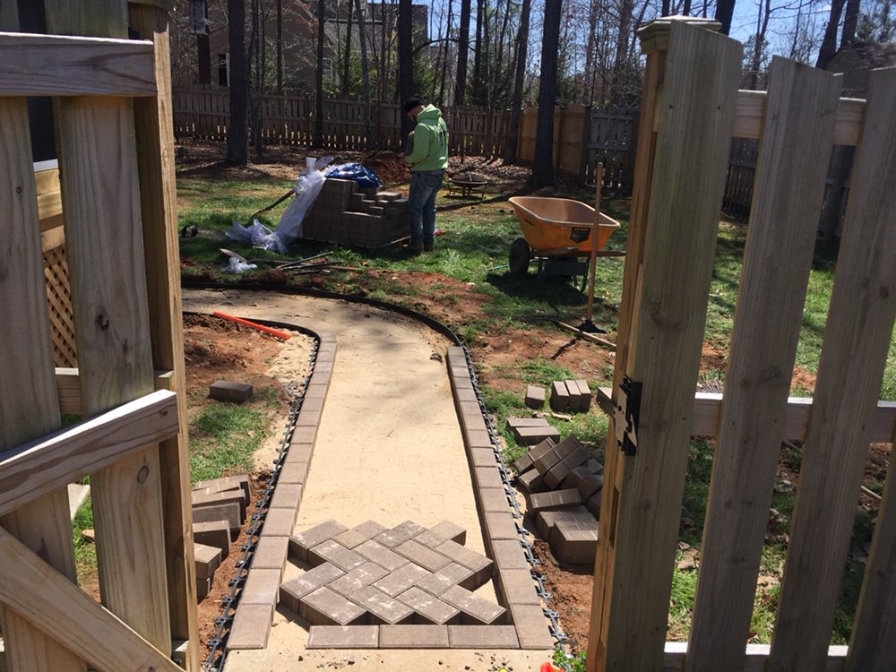 Tobby’s lawn care llc