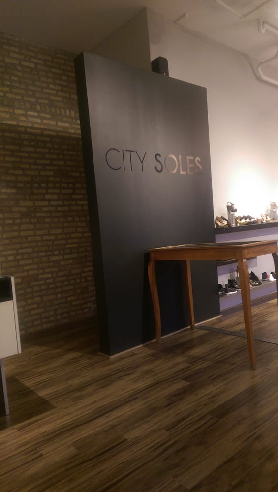 City Soles 12 Photos Shoe Stores 1630 N Milwaukee Ave, Wicker
