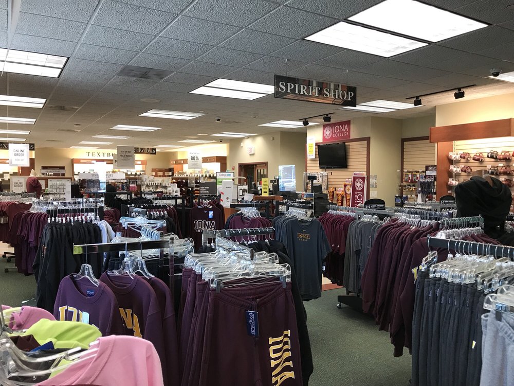 Barnes & Noble - Iona College