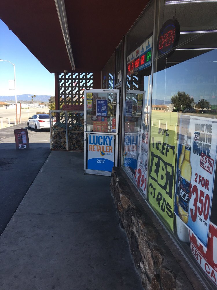 C & H Liquor 10 Photos Shopping 13711 Calimesa Blv, Yucaipa, CA