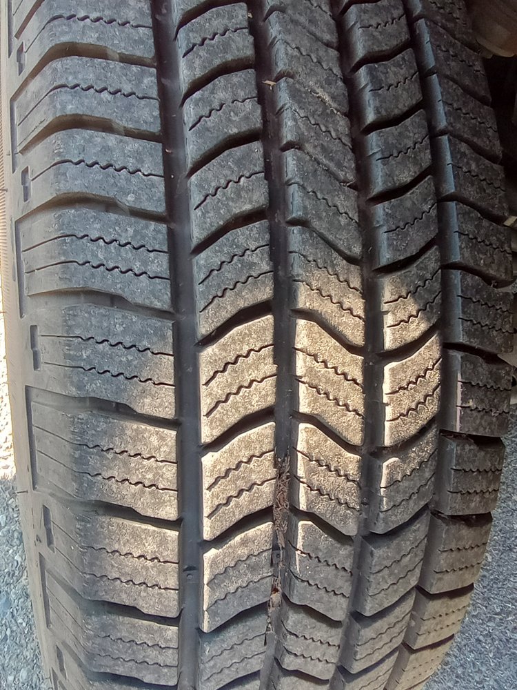 Bulldog Roadside