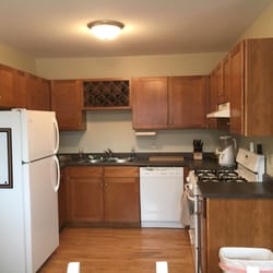 At Home Apartments 10 Photos 13 Reviews 1289 Photo Of At Home Apartments Saint Paul Mn United States Kitchen