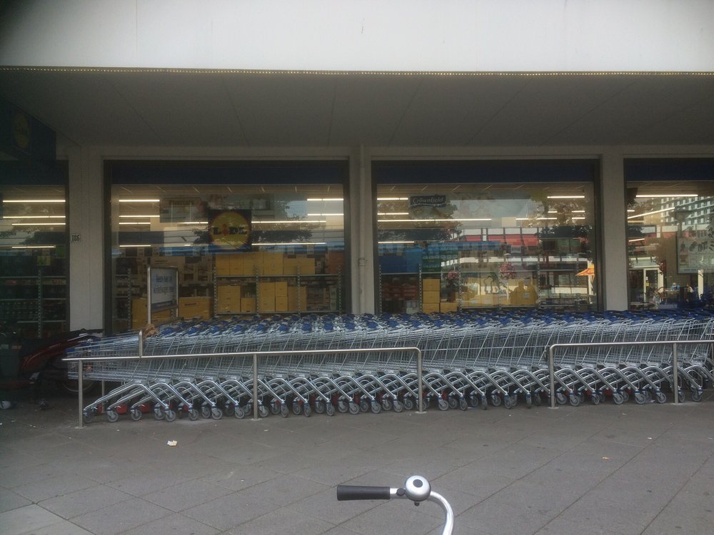 Lidl Discount Store Delflandplein 196, Amsterdam, NoordHolland, The Netherlands Phone