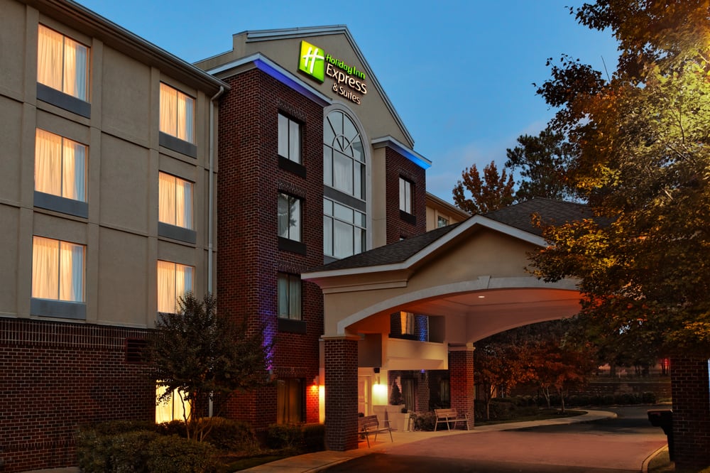 Holiday Inn Express & Suites Richmond-Brandermill-Hull St.