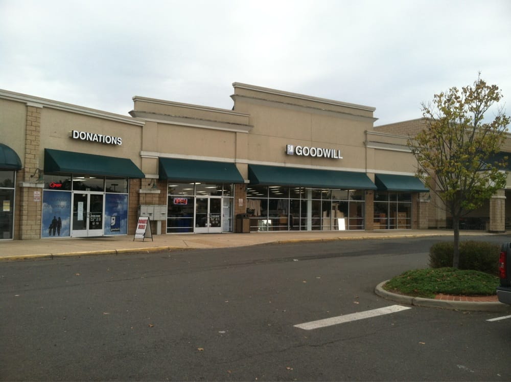 Goodwill Thrift Stores 39 Town & Country Dr, Fredericksburg, VA Yelp