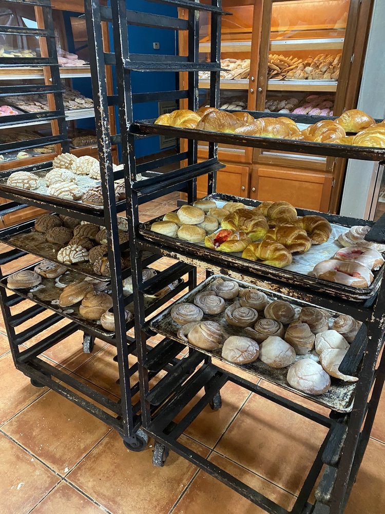 La Reynera Bakery