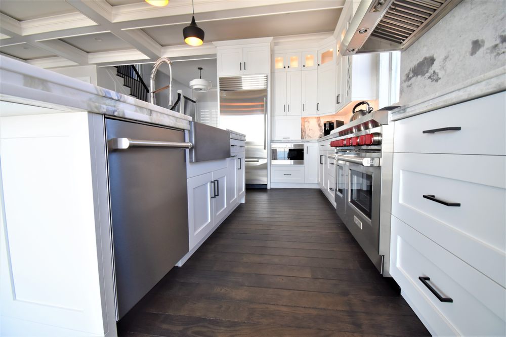 EHL Kitchens