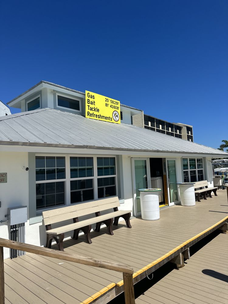 Pelican Pier Marina Image