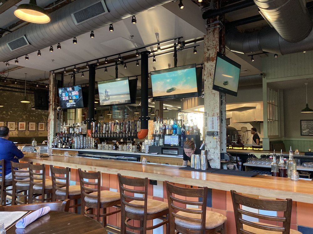 B2 Bistro + Bar