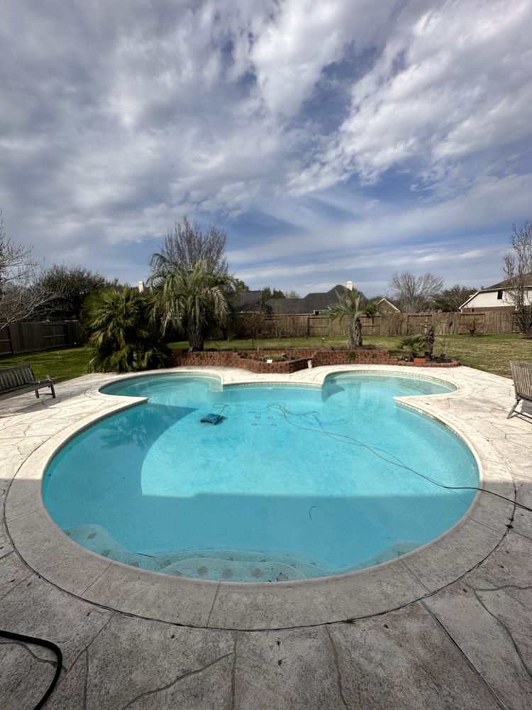 Gleamin Pools