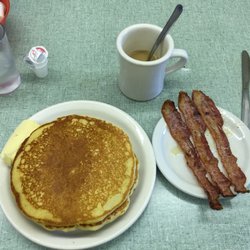 Plaza Restaurant Closed 10 Reviews American New 689 Photo Of Plaza Restaurant Salamanca Ny United States Short Stack And A
