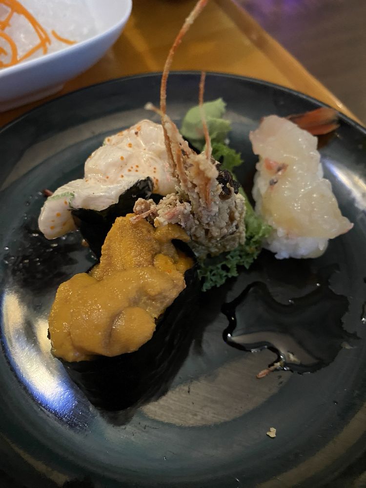 Num-Thai & Sushi Bar Restaurant