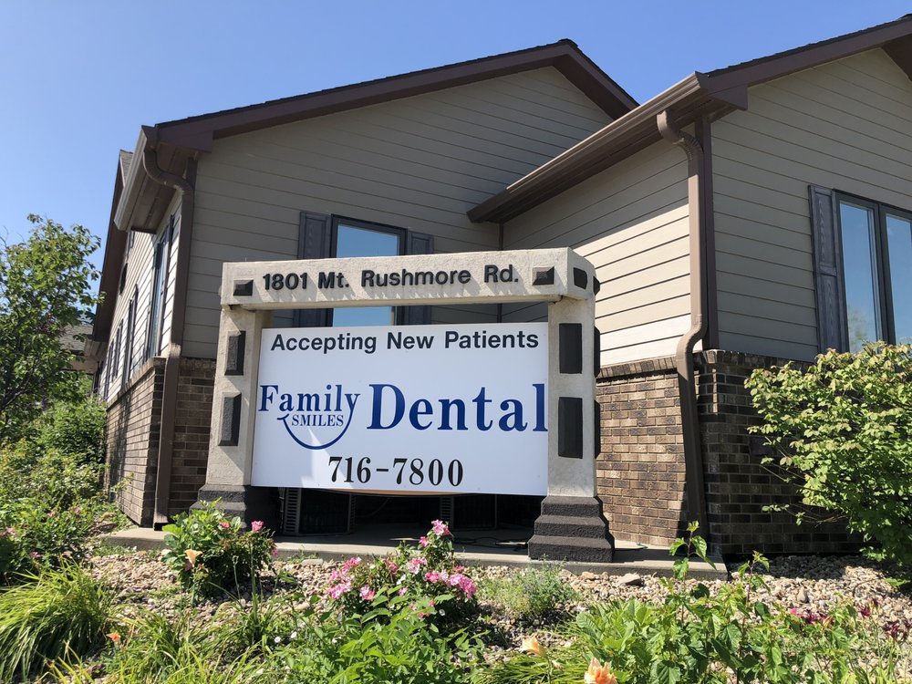 image of business Family Smiles Dental