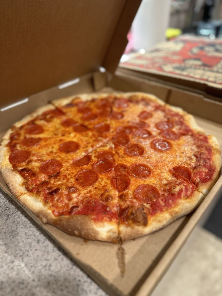 Bravo NY Pizzeria