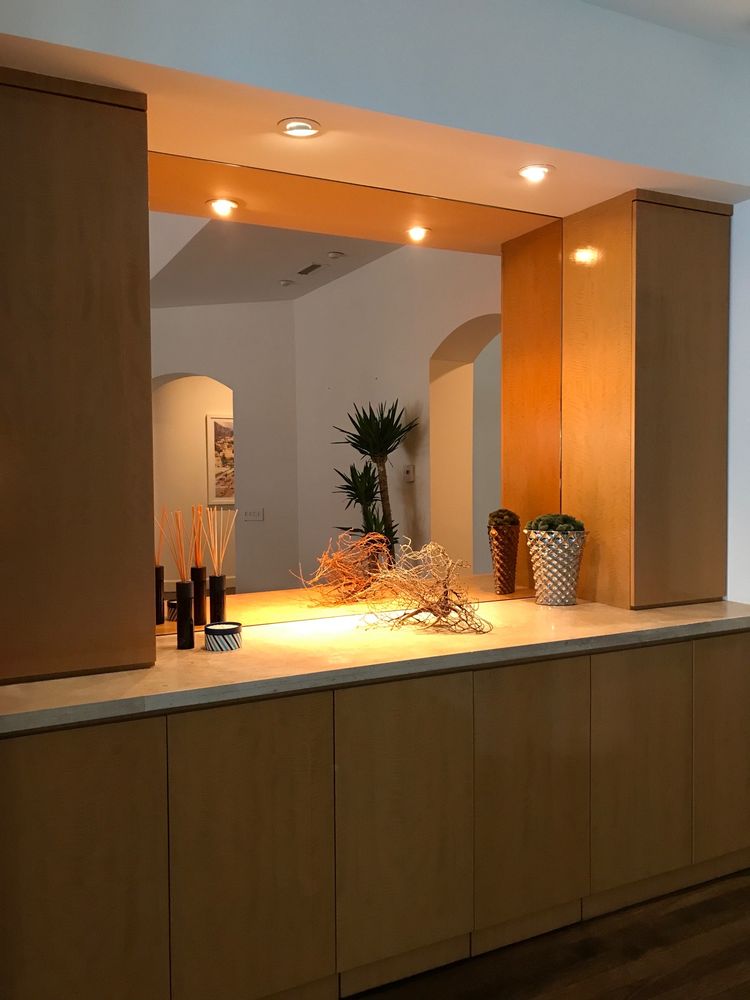 Green's Shower Door & Mirror